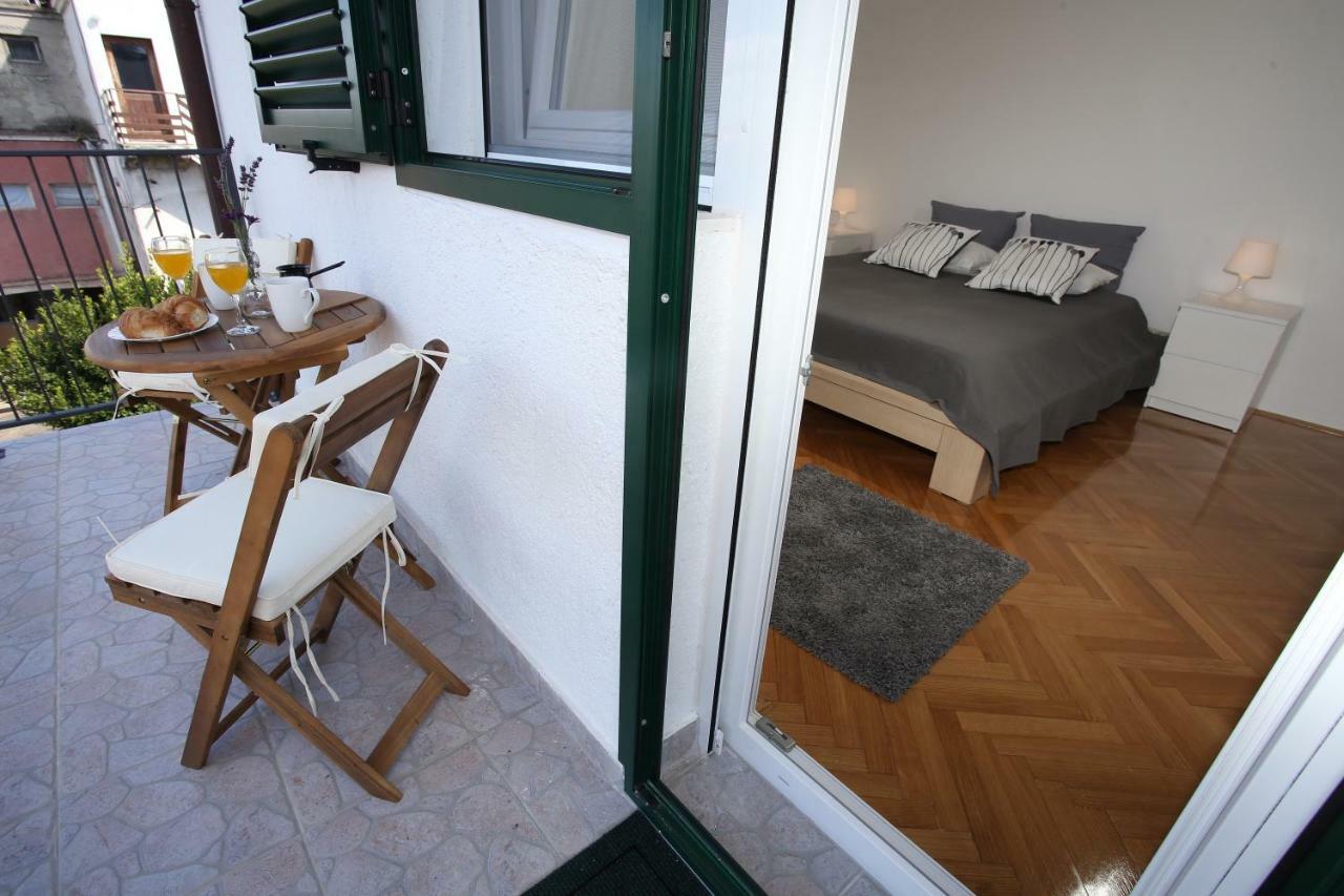 Apartmani Tri Bunje Tribalj Eksteriør bilde